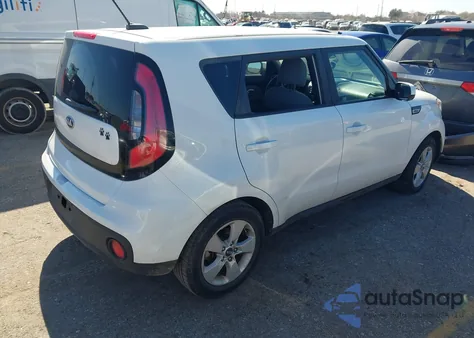 2018 Kia Soul z USA, uszkodzony, nr VIN KNDJN2A22J7542632